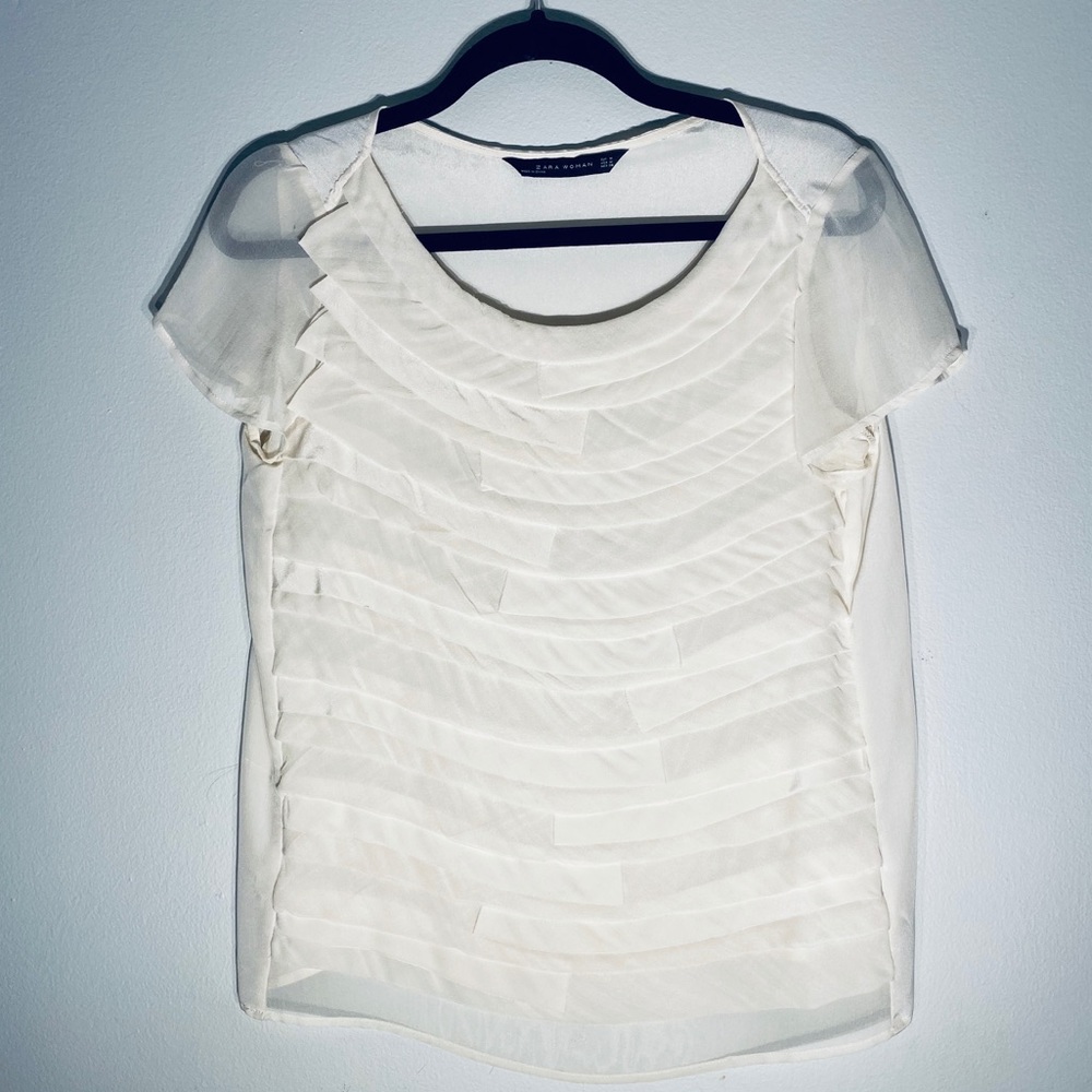 ZARA WOMAN**Med Cream Blouse
